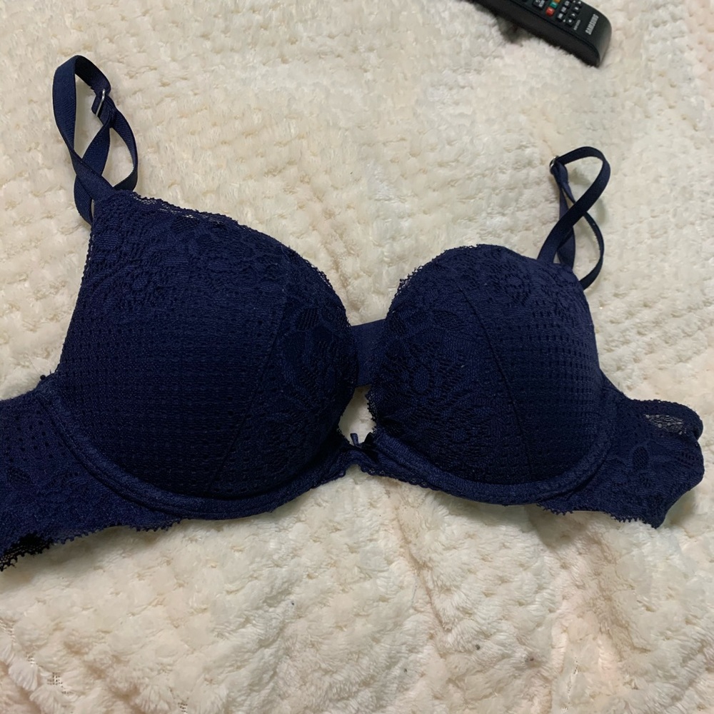 *2 FOR 10* AERIE NAVY LACE BRA